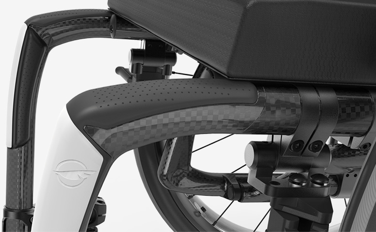 wheelchair-benefits-veloce-lightweight_2 Ultralehký karbonový vozík Veloce od výrobce Motion Composites