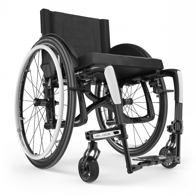 wheelchair-folding-veloce Ultralehký karbonový vozík Veloce od výrobce Motion Composites